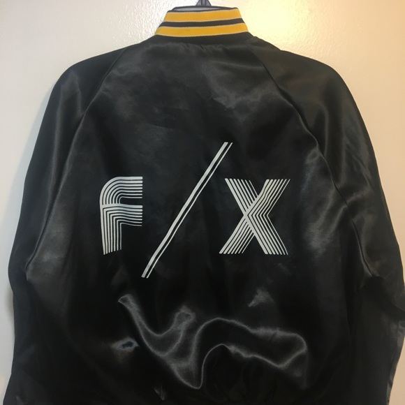 Men’s Vintage 80’s Satin Bomber Baseball Jacket - Picture 5 of 8